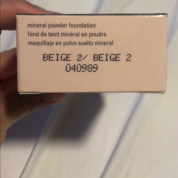 Mary Kay Mineral Powder Foundations - Picture 4 of 4